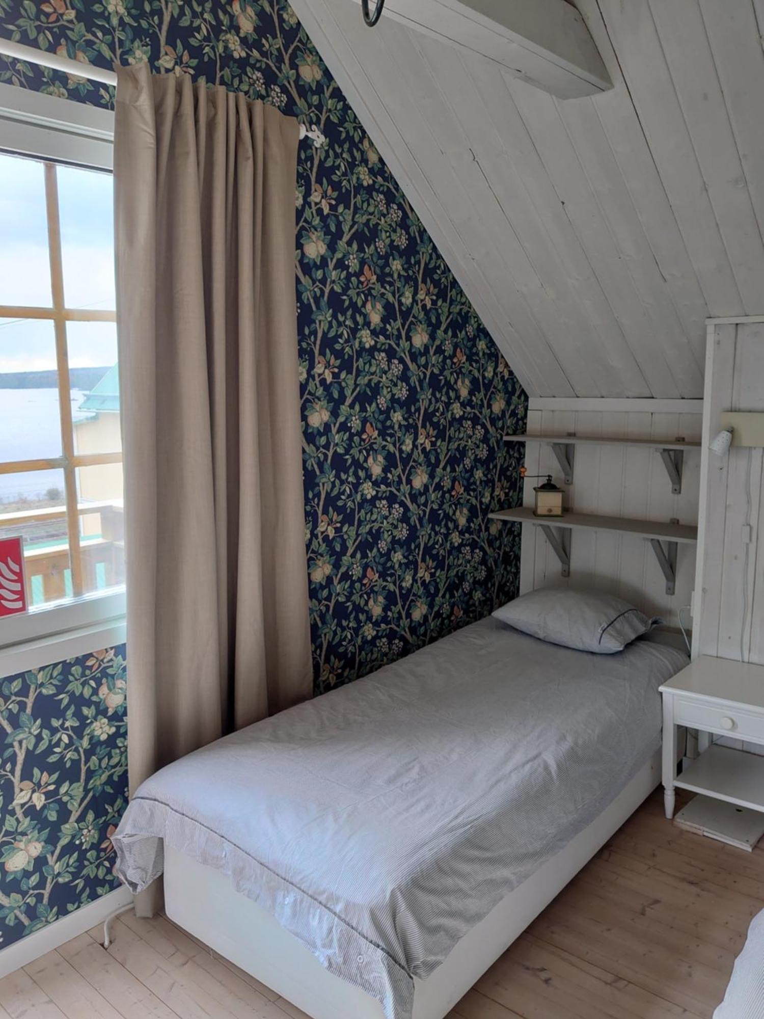 Vandrarhemmet Tallbacka/Aengelsberg Hostel Angelsberg エクステリア 写真